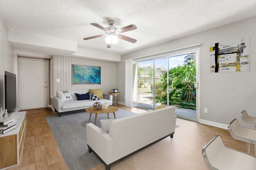 More Photos Of 5055 73rd St, San Diego Apartments For Sale