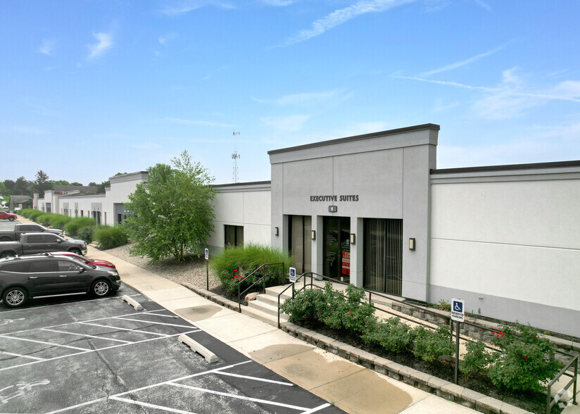 Primary Photo Of 500 S Polk St, Greenwood Showroom For Lease