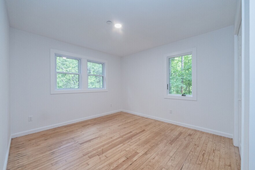 More Photos Of 2096 Ulster Ave, Lake Katrine Multifamily For Sale