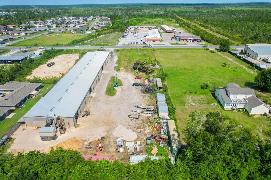 More Photos Of 2325 Transmitter Rd, Panama City Warehouse For Sale