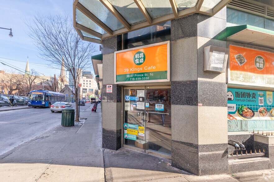More Photos Of 39-07 Prince St, Flushing Office For Lease