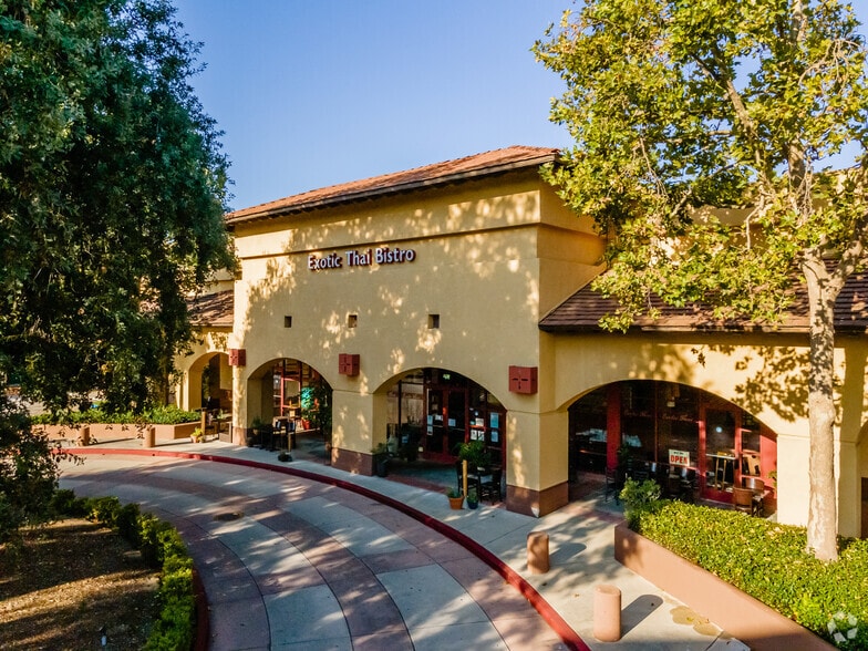 More Photos Of 29041-29045 Agoura Rd, Agoura Hills Movie Theatre For Sale