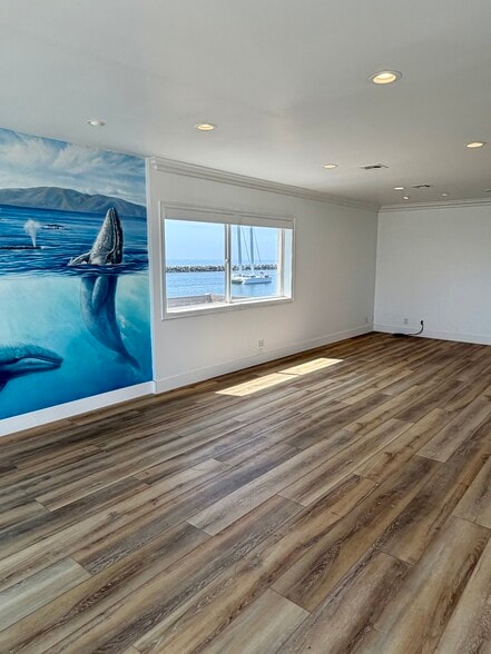 More Photos Of 2909 Ocean Dr, Oxnard Loft Creative Space For Lease