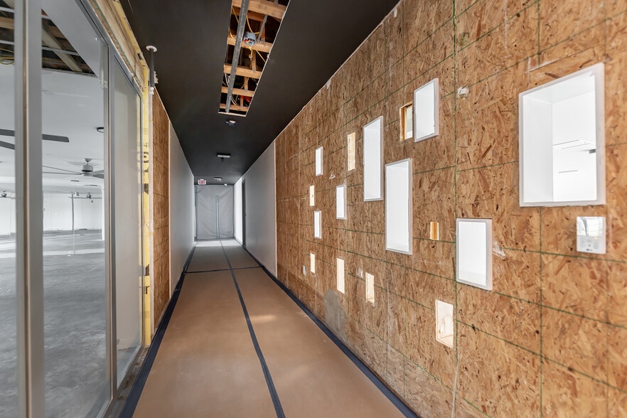 More Photos Of 300 S Hollywood St, Memphis Apartments For Sale