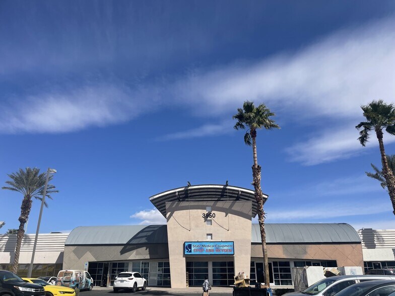 More Photos Of 3950 E Sunset Rd, Las Vegas General Retail For Lease
