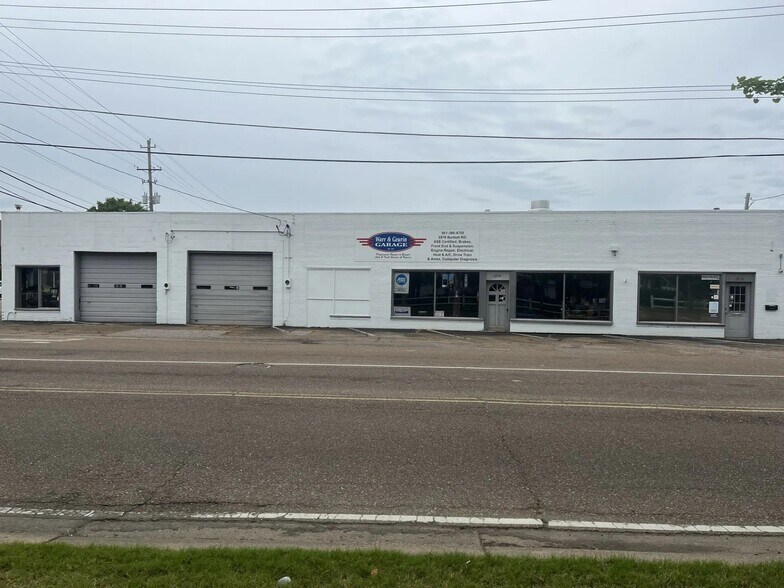 More Photos Of 5847 Stage Rd, Bartlett Storefront For Sale
