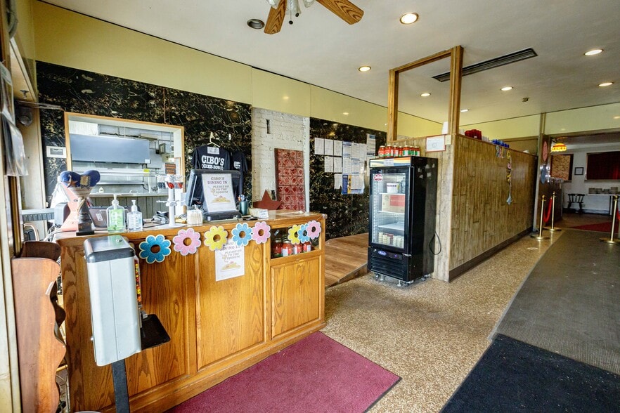 More Photos Of 134 W Lisbon St, Waynesburg Restaurant For Sale