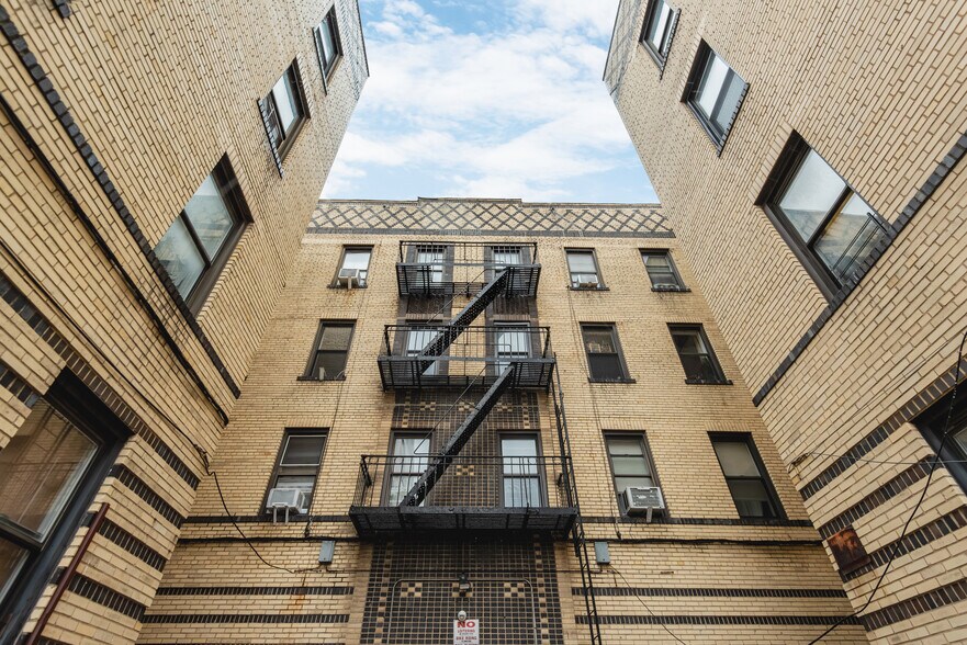 More Photos Of 1729 67th St, Brooklyn Apartments For Sale