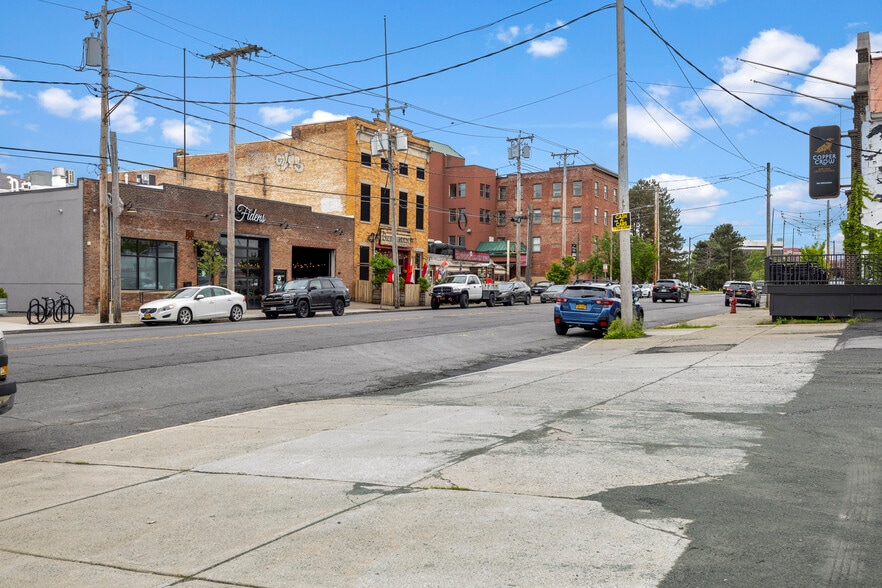 More Photos Of 930 Broadway, Albany Apartments For Lease