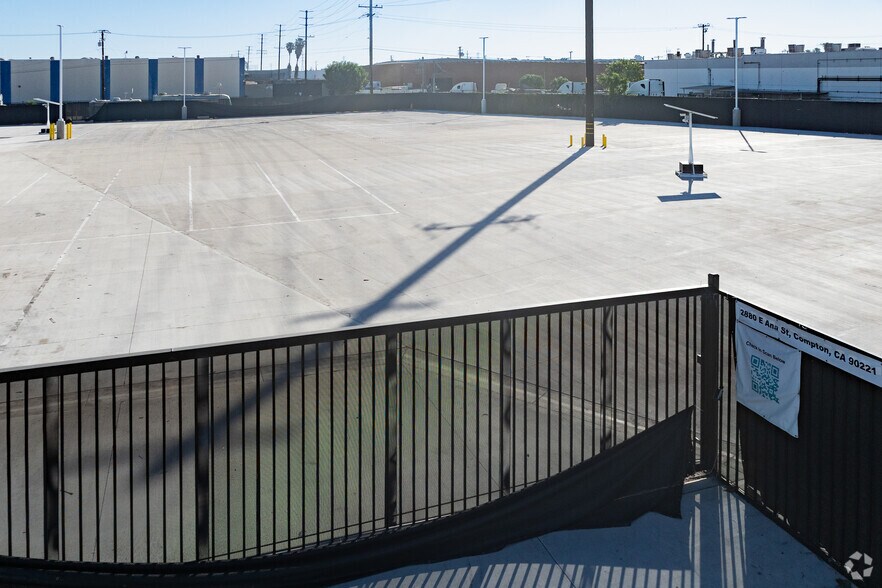 More Photos Of 2880 E Ana St, Compton Land For Lease