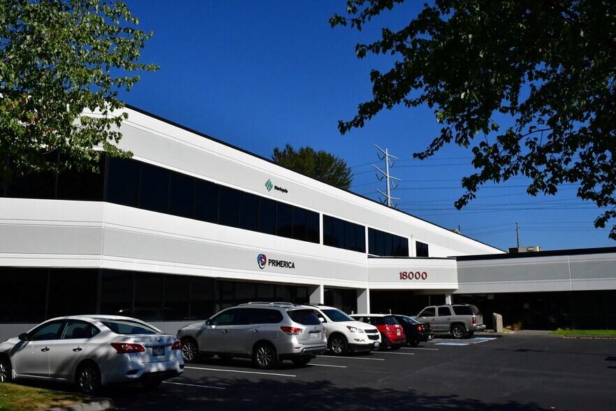 Primary Photo Of 18000 72nd Ave S, Kent Flex For Lease