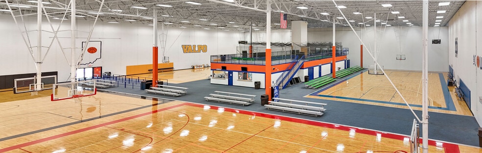 More Photos Of 127 E US Highway 6, Valparaiso Sports And Entertainment For Sale