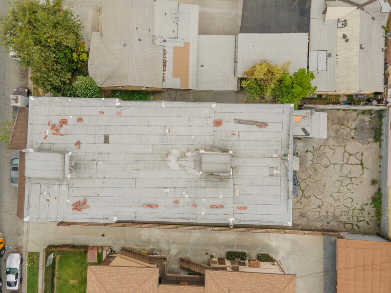 More Photos Of 722 S Ford Blvd, Los Angeles Apartments For Sale