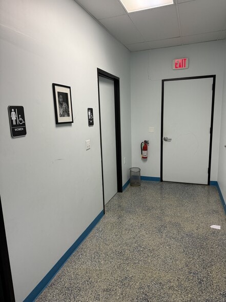 More Photos Of 4208 Navigation Blvd, Houston Food Processing For Sale