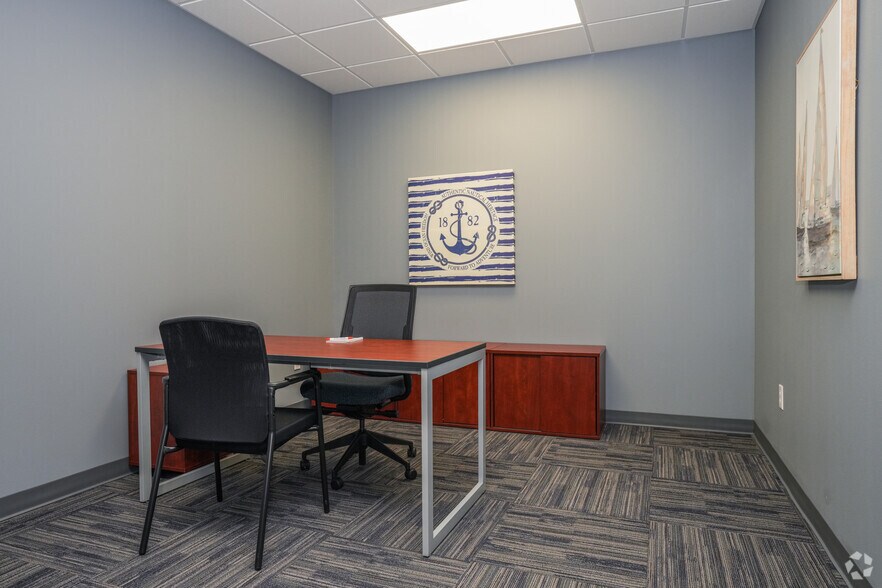 More Photos Of 601 N 5th St, Monroe Coworking Space