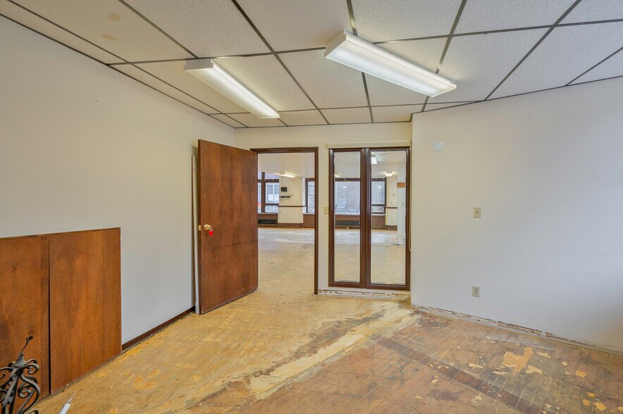 More Photos Of 24 6th Avenue | Unit 102, Helena Storefront For Lease
