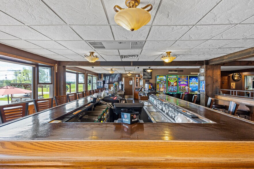 More Photos Of N4111 S Lakeshore Dr, Markesan Restaurant For Sale