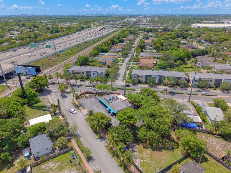 More Photos Of 601 NW 22nd Rd, Fort Lauderdale Restaurant For Sale