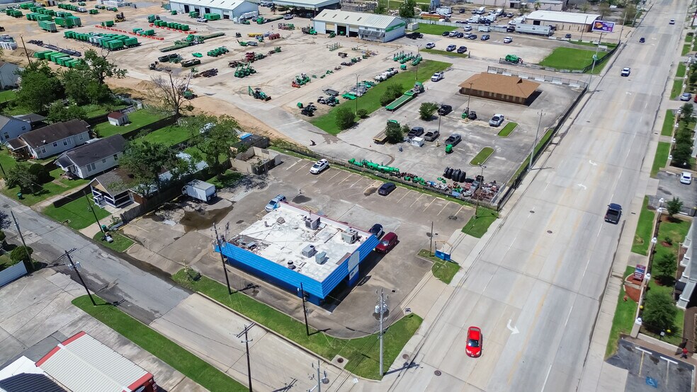 More Photos Of 410 Richey St, Pasadena Fast Food For Sale