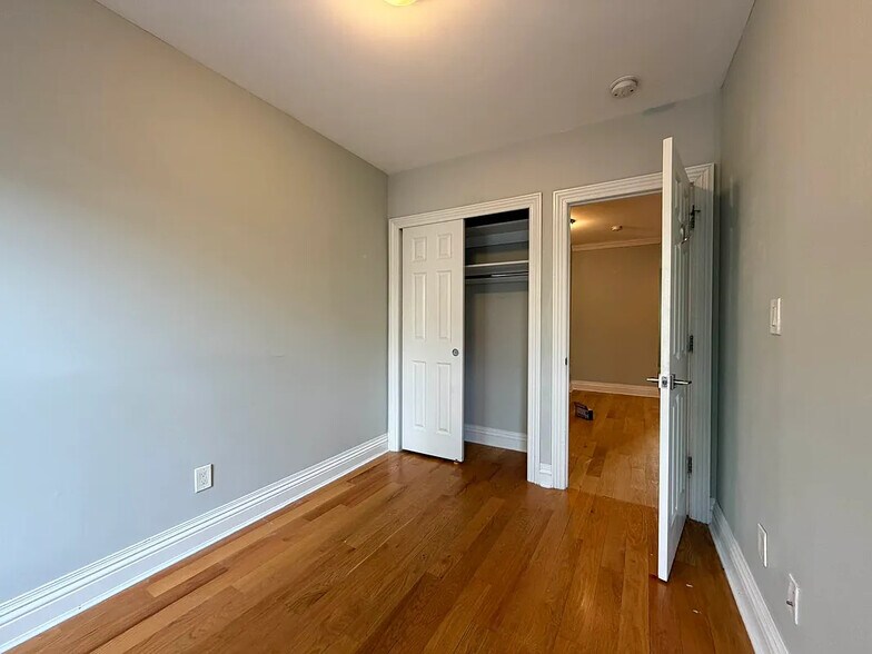 More Photos Of 227 Kingsland Ave, Brooklyn Apartments For Sale