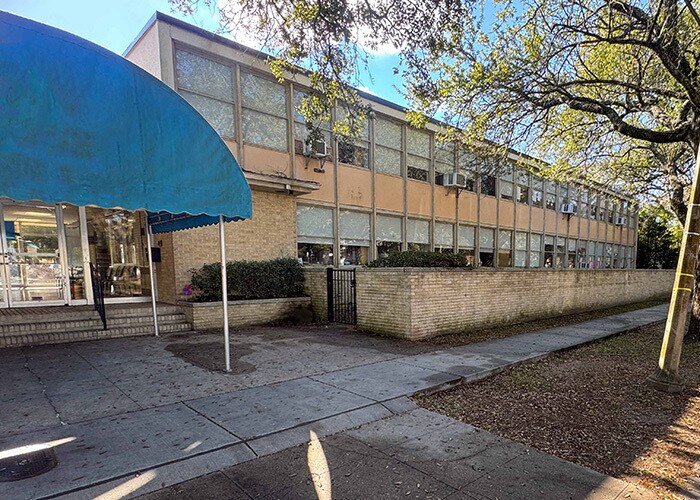 Primary Photo Of 1333 S Carrollton Ave, New Orleans Specialty For Sale