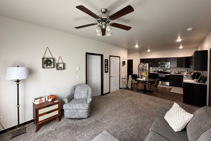 More Photos Of 904 E Milbank Ave, Milbank Apartments For Sale