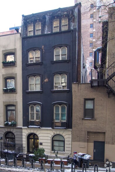 More Photos Of 102 E 30th St, New York Apartments For Lease