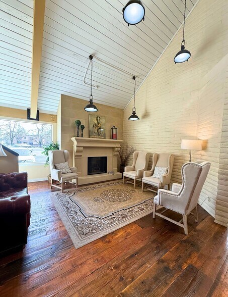 More Photos Of 235 Union St NE, Salem Office For Sale