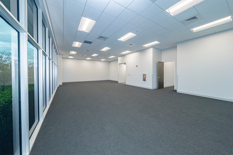 More Photos Of 12000 NW 39 St, Coral Springs Unknown For Lease