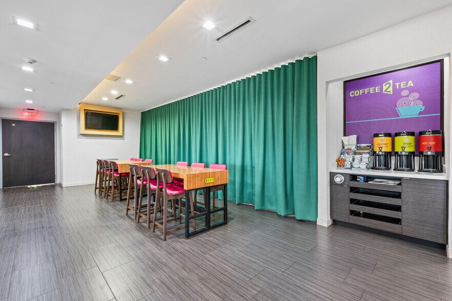 More Photos Of 5401 SW Loop 820, Fort Worth Hotel For Sale