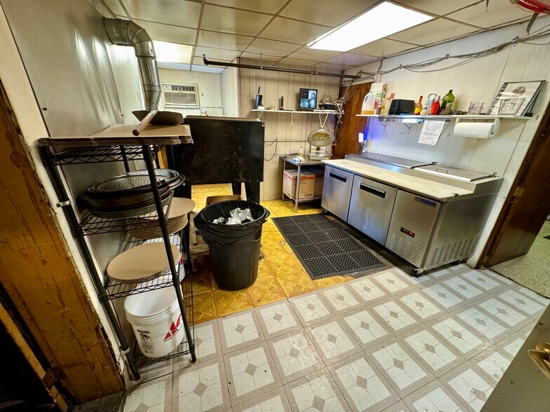 More Photos Of 503 E Main St, Medaryville Restaurant For Sale