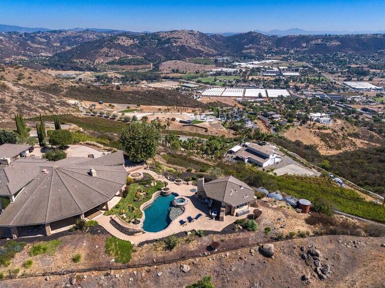 More Photos Of 2286 Sunshine Mountain Rd, San Marcos Winery Vineyard For Sale