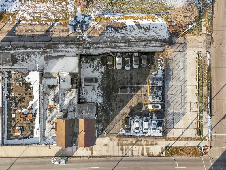 More Photos Of 19420 W Warren Ave, Detroit Auto Dealership For Sale