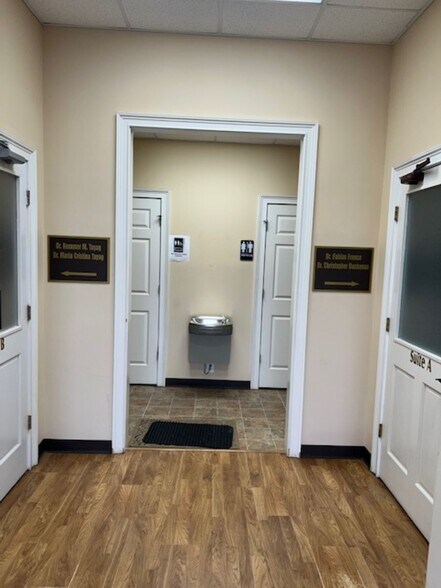More Photos Of 1737-1741 Watson Blvd, Warner Robins Storefront Retail Office For Lease