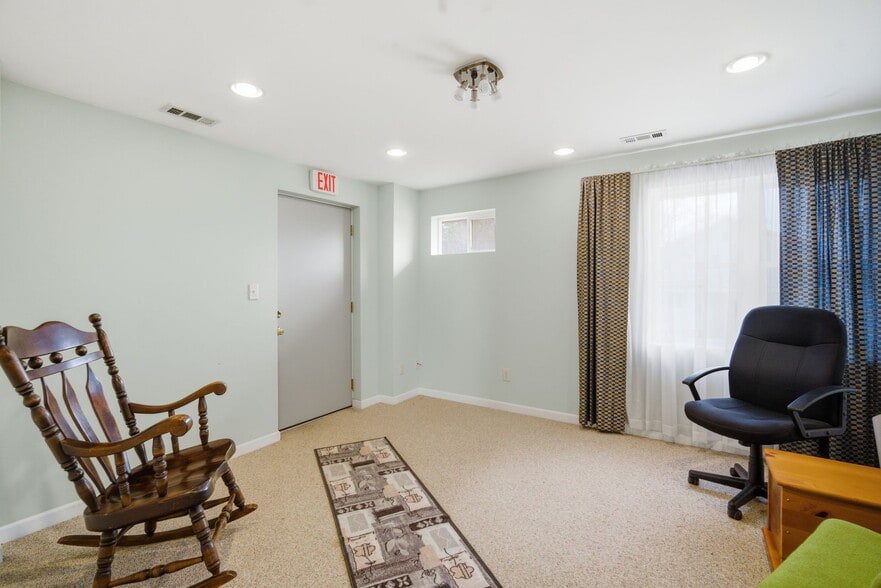 More Photos Of 1632 Riverdale St, West Springfield Freestanding For Sale