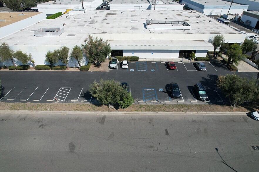 Primary Photo Of 13815 Struikman Rd, Cerritos Manufacturing For Sale