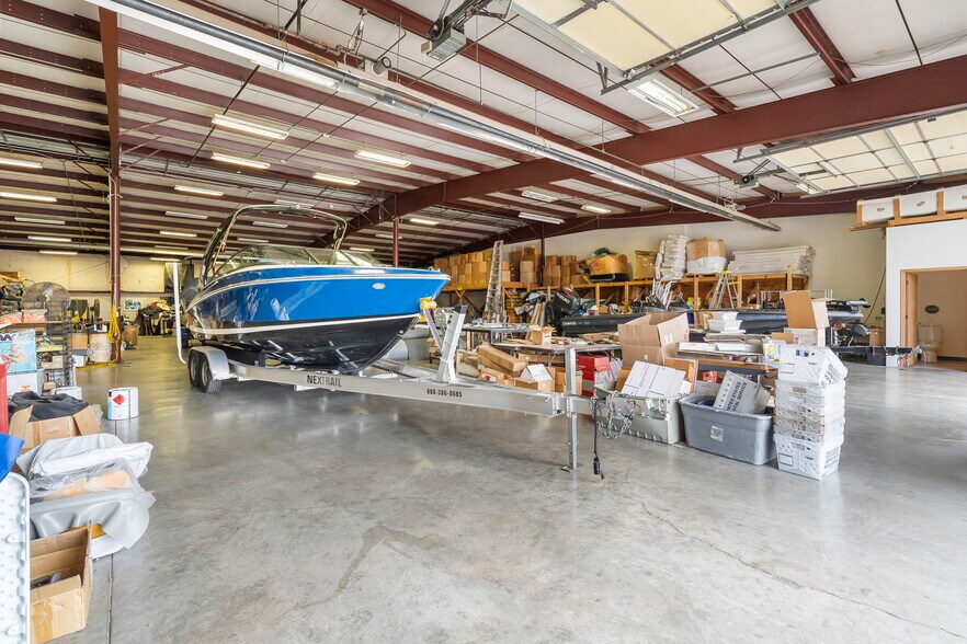 More Photos Of 5410 S Daniel St, Battlefield Manufacturing For Sale