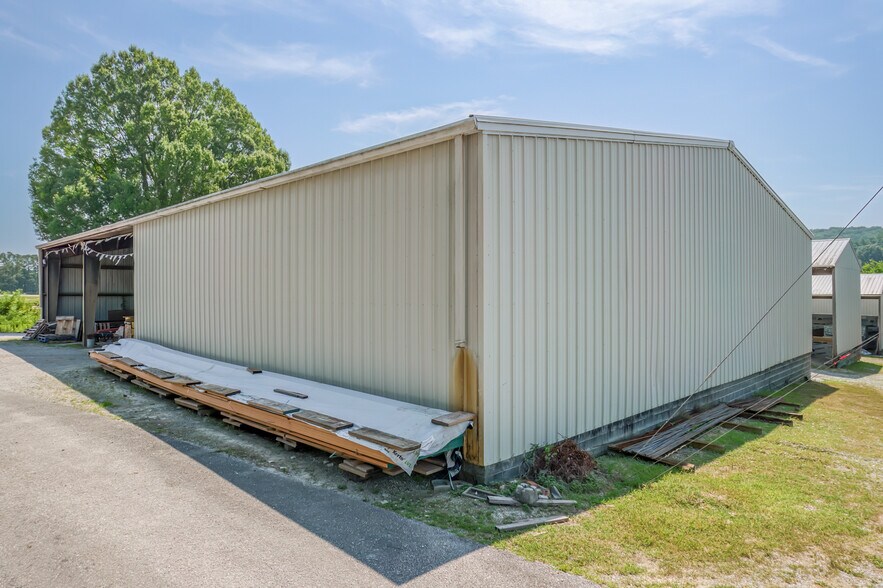 More Photos Of 801 Larry Byrd Rd, Kingston Light Distribution For Sale