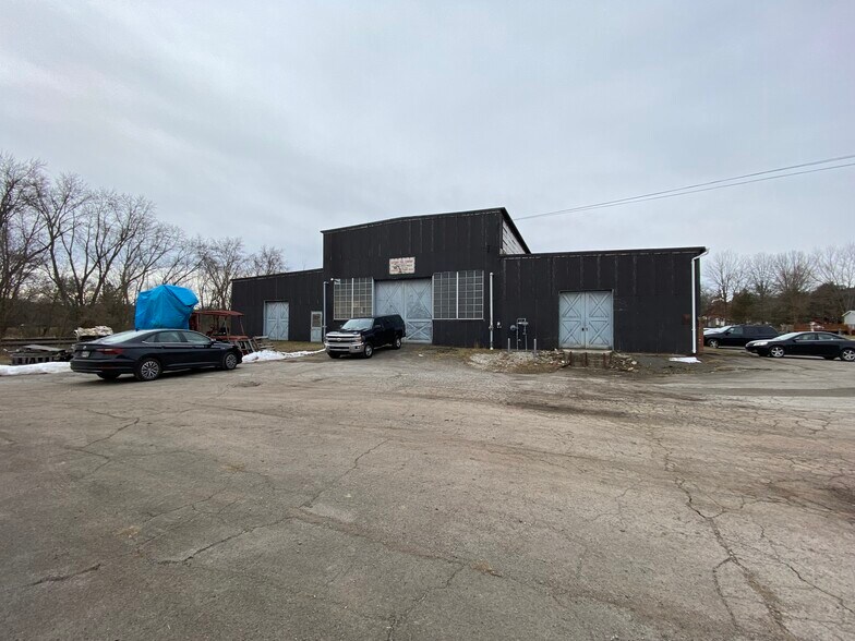 More Photos Of 142 Main St, Leetonia Industrial For Lease