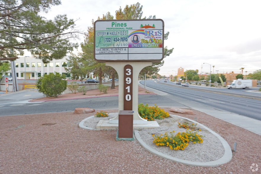 More Photos Of 3910 Pecos Mcleod Rd, Las Vegas Office For Lease