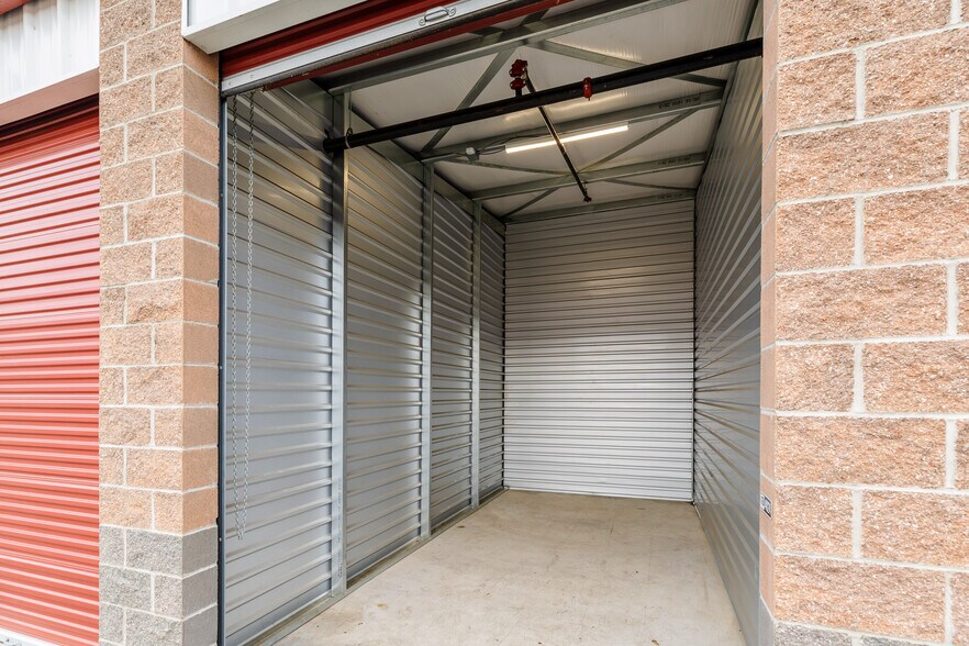 More Photos Of 260 N Lees Creek Rd, Port Angeles Self Storage For Sale