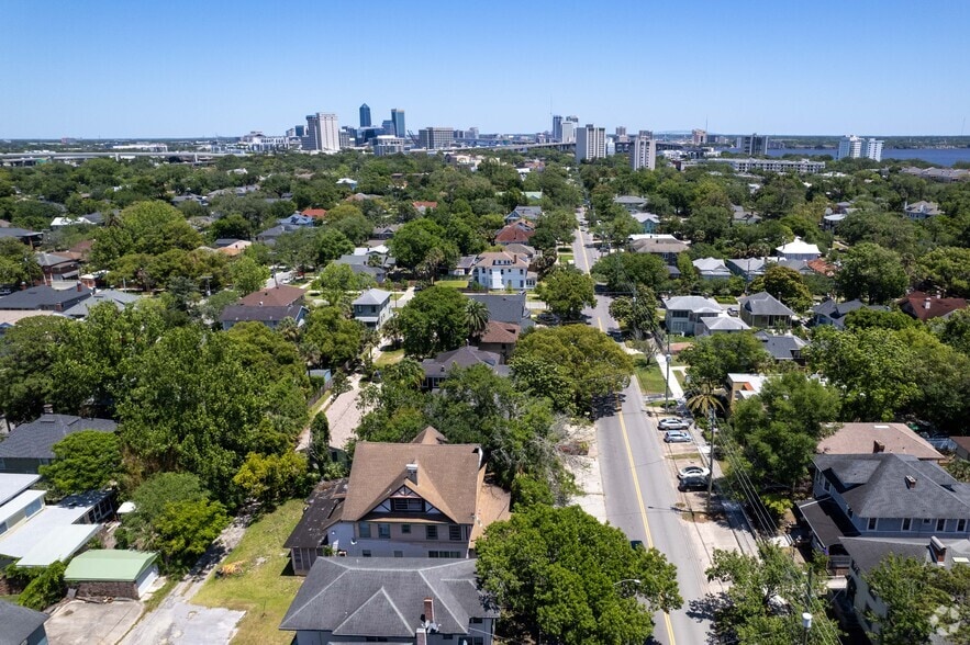 More Photos Of 2345 Park St, Jacksonville Medical For Lease