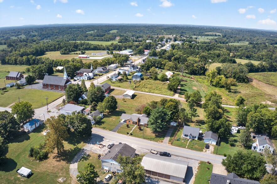More Photos Of 43 Highway 433, Mackville Flex For Sale
