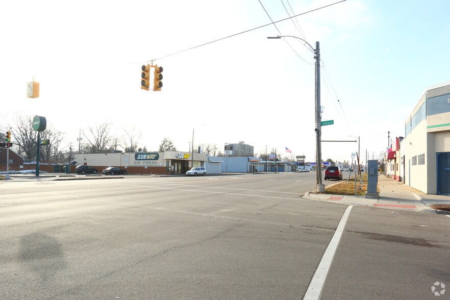 More Photos Of 19615 Plymouth Rd, Detroit Fast Food For Sale