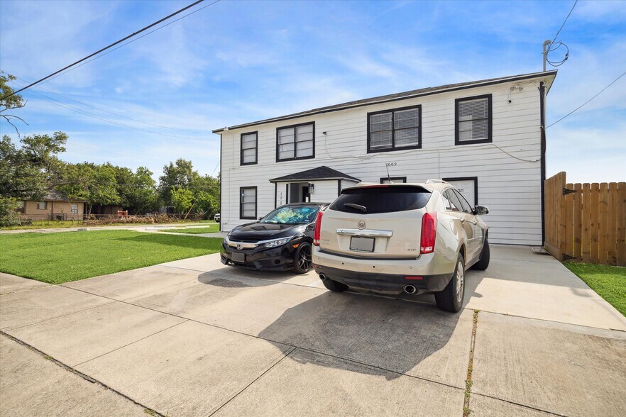 More Photos Of 904 Beverly Ave, Pasadena Apartments For Sale