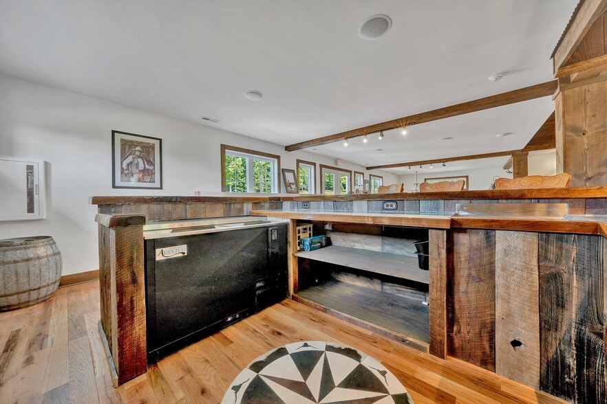 More Photos Of 9945 Brooks Mill Rd, Burnt Chimney Specialty For Sale