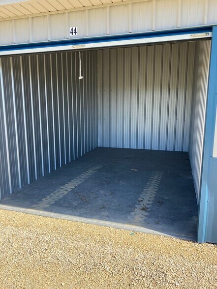 More Photos Of 28534 U.S. 18, Mc Gregor General Retail For Sale