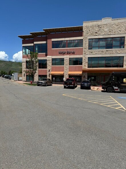 More Photos Of 1441 W Ute Blvd, Park City Office For Lease