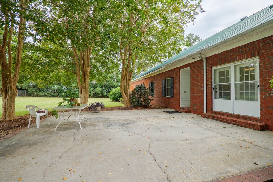 More Photos Of 3185 Madison Hwy, Valdosta Office For Sale