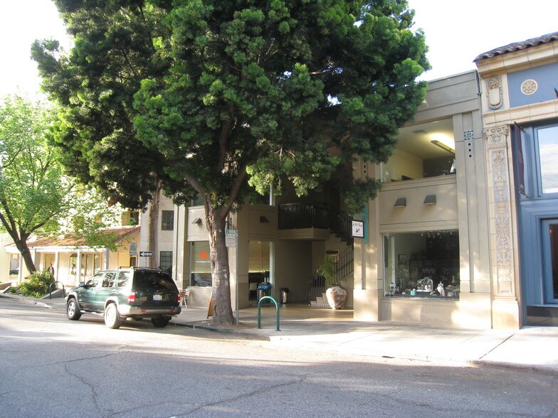 More Photos Of 644 Emerson St, Palo Alto Office For Lease
